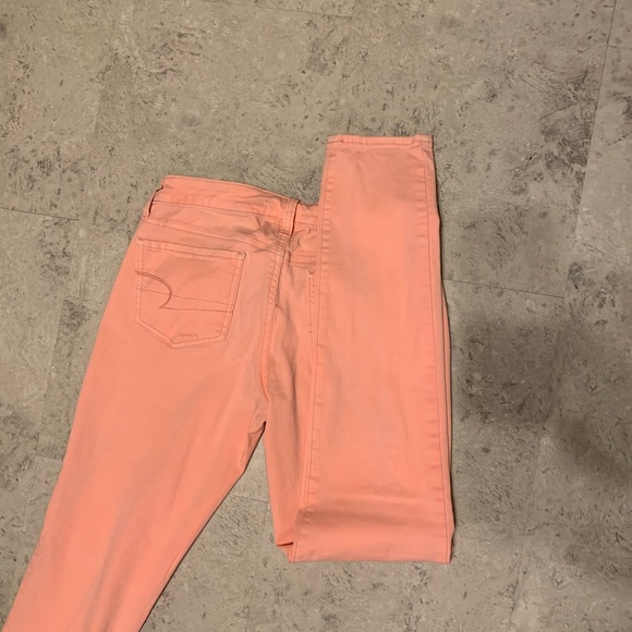 American Eagle Skinny's! Size 4 - Picture 2 of 2